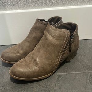 Ankle boots